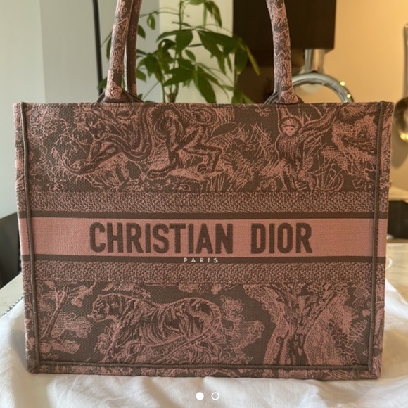 Worn 1 time, comes with receipt. No box - Picture 5 of 6